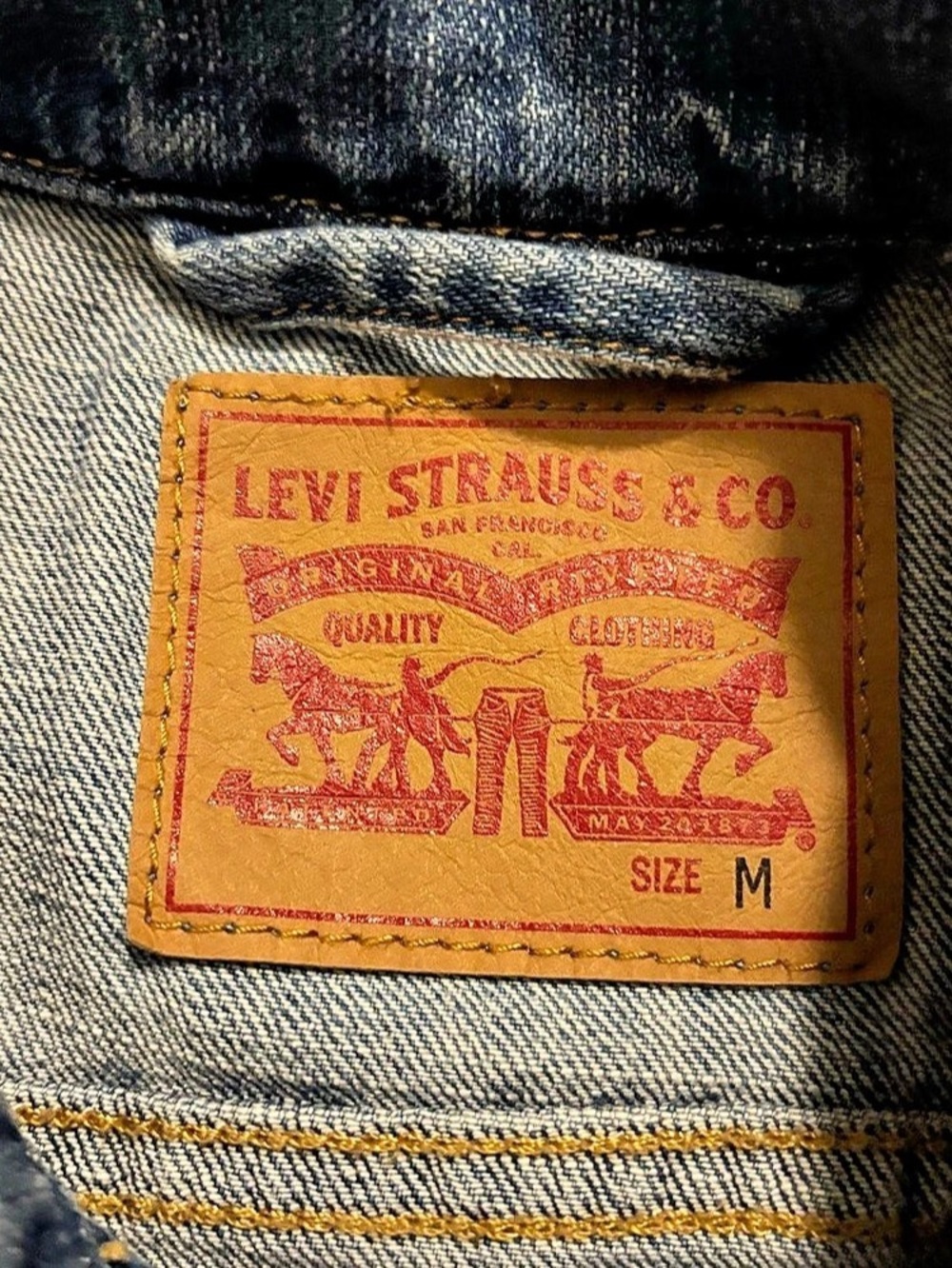 Levi's Original Trucker Jacket Denim Blue Size Medium - Picture 4 of 6